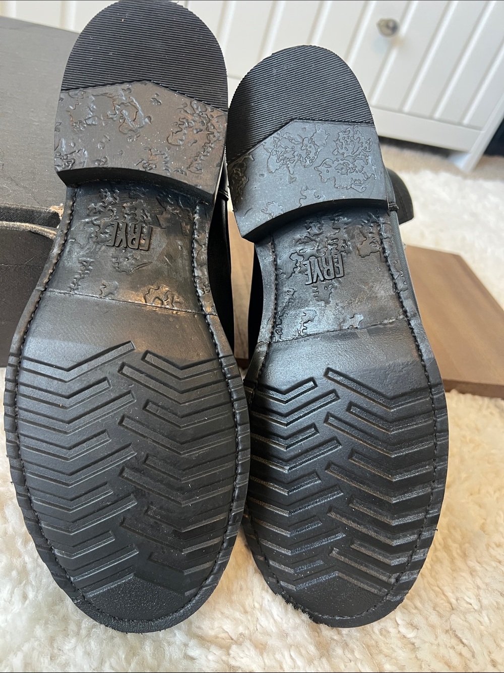 FRYE Veronica flex bootie size 8, new with box - Picture 5 of 5